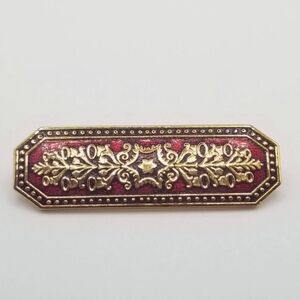 MMA Metropolitan Museum of Art Red Enamel Gold Tone Bar Pin Brooch